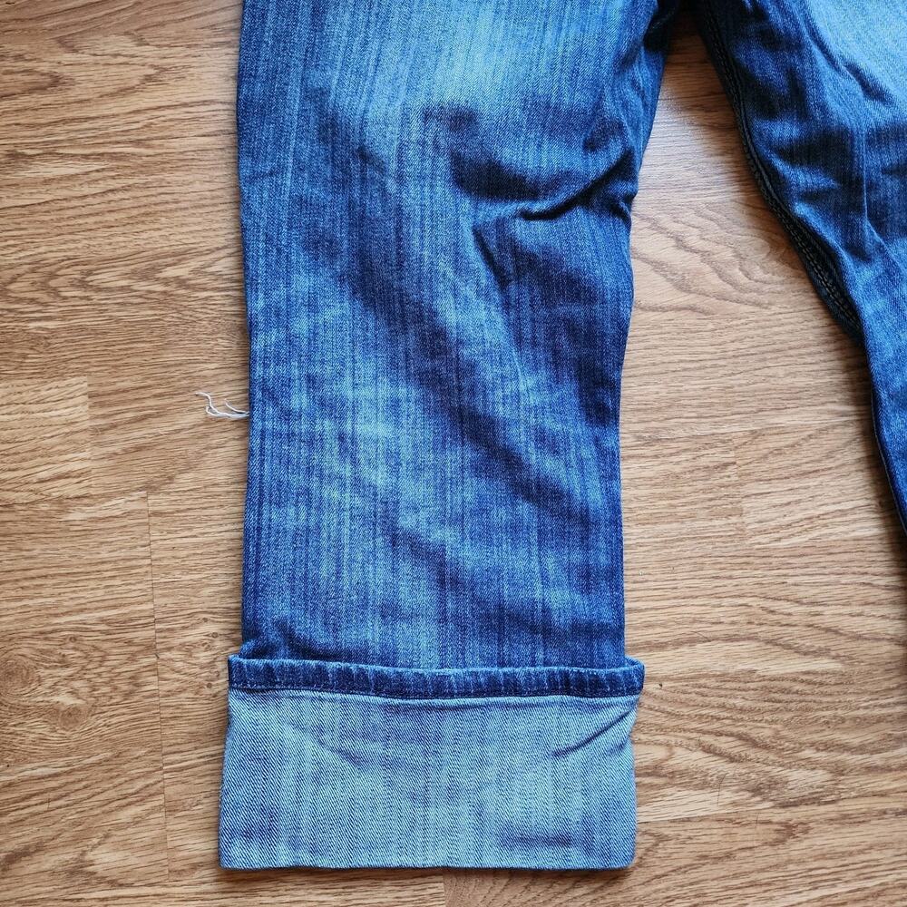Madison Denim Co Capri Jeans Womens Size 7/8 Stretch Distressed Cuff Embroidered - Picture 9 of 14